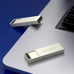 海康威视 X301 8GB USB2.0 U盘 金属外壳 商务便携 银色（16536）